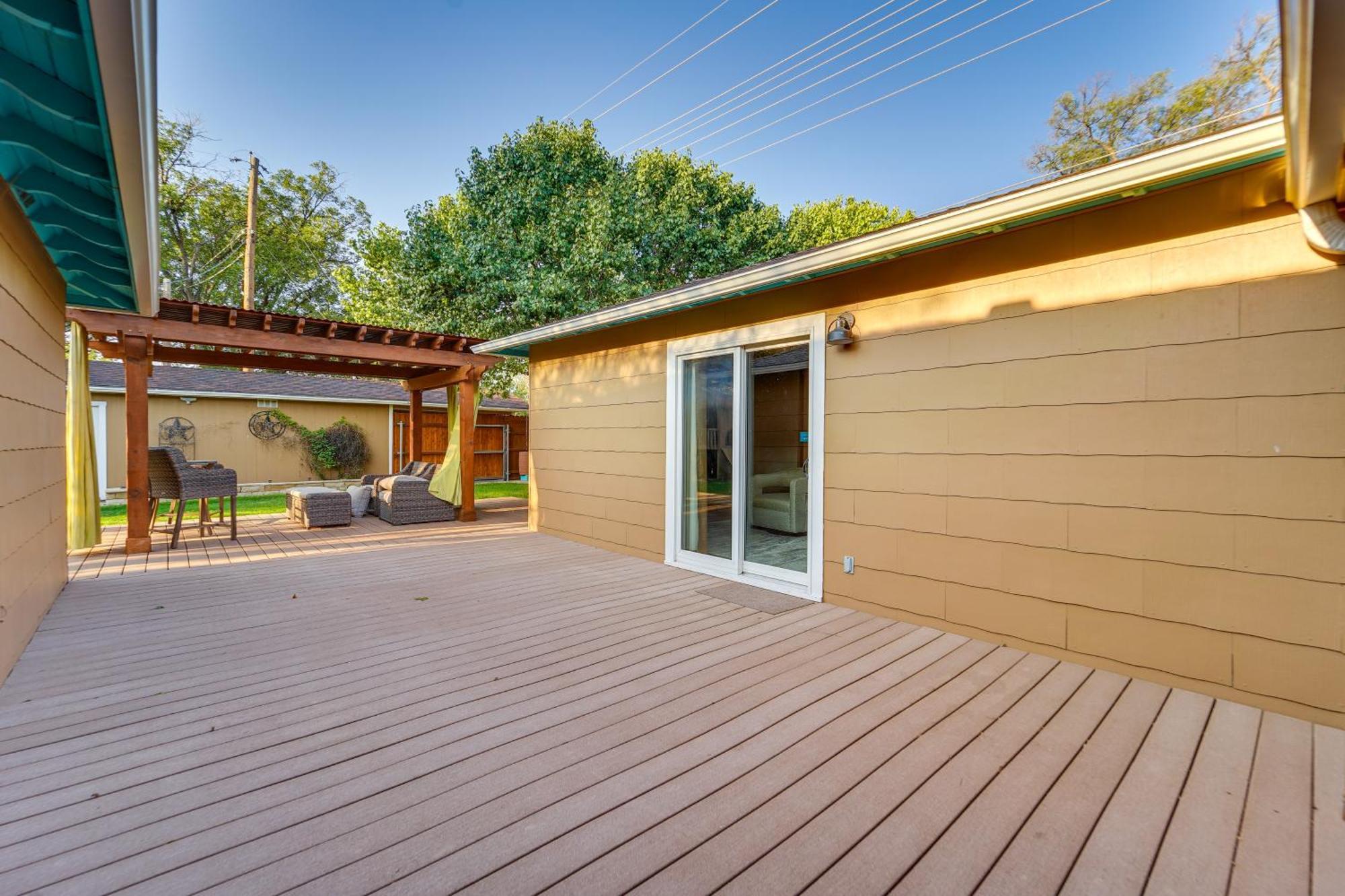 Lovely Lubbock Home With Furnished Deck And Grill Екстериор снимка